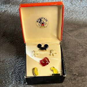 Mickey & Co. Enamel Pin Set
